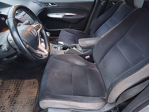 Honda Civic 2,2td 103kw (6 foto / 6)