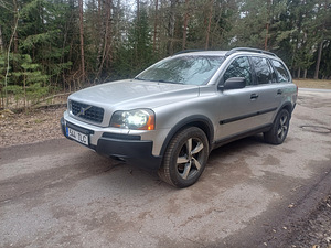 VOLVO XC90 120kw 2003a. 4x4 (1 foto / 10)
