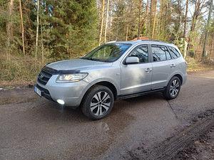 Hyundai santa-fe 2,2td (1 foto / 10)