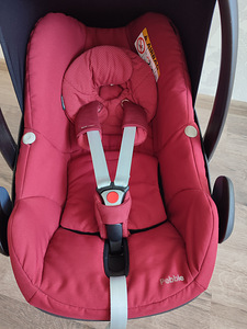 Turvahäll Maxi-Cosi Pebble koos alusega FamilyFix (5 foto / 9)