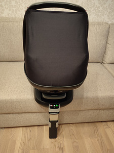Turvahäll Maxi-Cosi Pebble koos alusega FamilyFix (8 foto / 9)