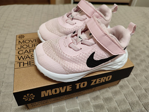 Nike tossud, suurus 23,5 (2 foto / 5)