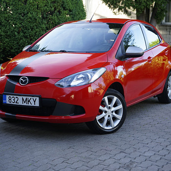 Mazda 2