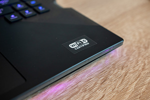 ASUS ROG STRIX SCAR 15.6 FHD (10 foto / 10)