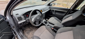 Opel Vectra C (8 foto / 8)