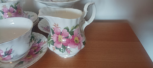 Royal Albert kohvikomplekt (3 foto / 7)