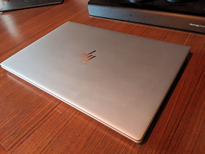 HP Envy 15 15.6" 4K | i9-10885H | 32GB | 1TB SSD | RTX2060 (2 foto / 6)