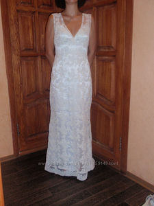 Ніжна весільна сукня