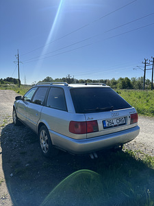 Audi a6 c4 (5 фото из 9)