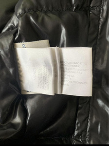 Original Moncler Jope (8 foto / 10)