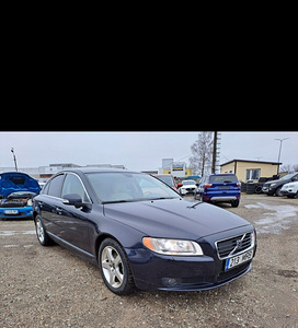 Volvo s80 Summum d5 136kw FULL OPTION (4 foto / 10)