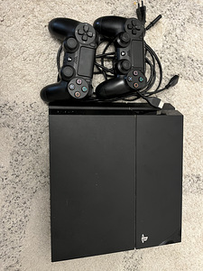 Playstation 4 PS4 + FIFA 23 + 2 pulti (3 foto / 4)