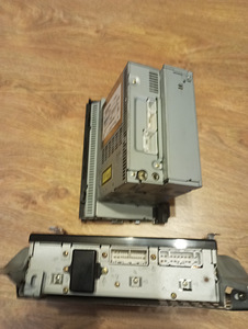 Toyota land cruiser 120 audio i uselitel (2 foto / 3)