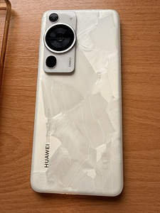 Huawei P60 pro (3 фото из 5)