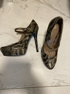 Bata обувь (4 фото из 4)