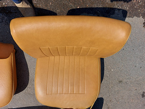 Vaz Lada kollane istmete komplekt (3 foto / 7)