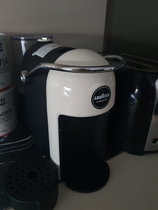 Kapselkohvimasin lavazza Jolie (2 foto / 2)
