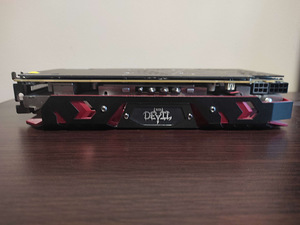 Radeon RX 580 8GB (2 foto / 2)