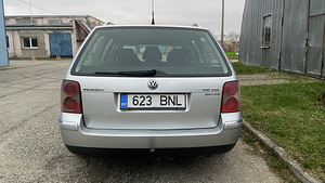 Volkswagen Passat HIGHLINE 4-MOTION (3 foto / 12)