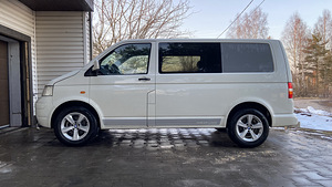 VW Transporter 1,9 77kw - 6kohta (1 foto / 7)
