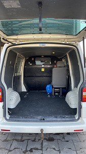 VW Transporter 1,9 77kw - 6kohta (5 foto / 7)