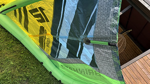 Cabrinha FX lohed 8m+12m + poom + pump (4 foto / 5)