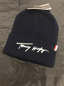 Mütsid Tommy Hilfiger (5 foto / 8)