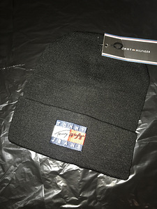 Mütsid Tommy Hilfiger (6 foto / 8)