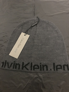Calvin Kleini mütsid (5 foto / 5)