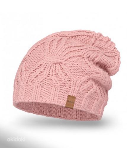 Теплая и модная зимняя шапка для женщин (фото #7)