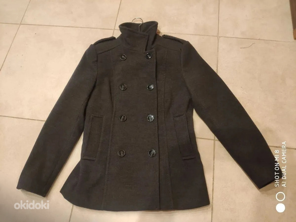 Темно-серая куртка h&M весна/осень, размер 36 (фото #1)
