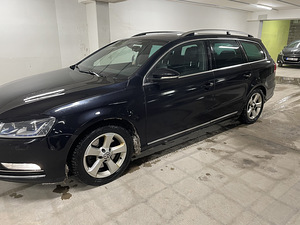 Volkswagen Passat (7 foto / 7)