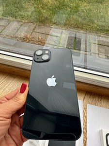 iPhone 13 128GB midnight (2 foto / 9)
