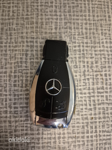 Mercedes-Benzi auto süütevõti