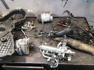 Land Rover 3.0 TDV6 varuosad (2 foto / 2)