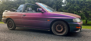 Ford Escort Кабрио (8 фото из 10)