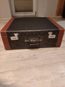 Nõude komplekt (2 foto / 3)