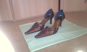 Туфли женские коричневые лакированные