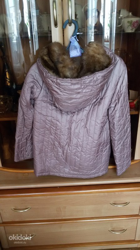 Куртка с капюшоном на натуральном меху (фото #3)