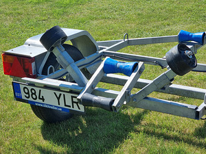 Tiki Treiler BT-450 paadihaagis (5 foto / 7)