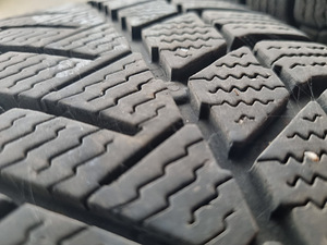 225/65 R17 102T Continental ContiViking Contact 6 (6mm) 4tk (4 foto / 9)