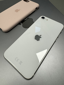 Apple iPhone SE 2020 64gb heas korras (1 foto / 3)