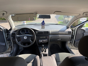 VW Passat 1.9 96kW 2004 6manuaal (10 foto / 10)