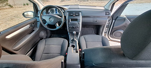 Mercedes-Benz B 180 2.0 80kW (8 foto / 9)