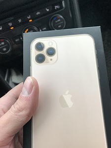 iPhone 11 Pro Max 64 kuld (4 foto / 7)