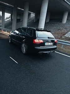 Audi A4 3.0 150kW (5 foto / 8)