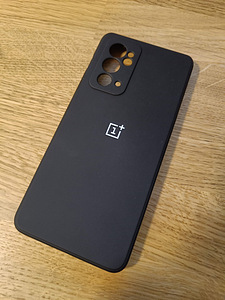 Oneplus 9 must silikoonist ümbris (1 foto / 1)