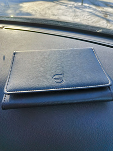 Volvo XC60 Intelli Safe PRO Winter (14 foto / 14)