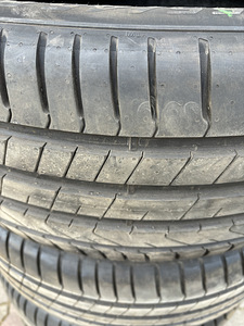 Pirelli Scorpion 255/45 R19 suverehvid (3 foto / 4)