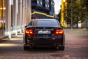 Lexus LS 460 President 4.6 V8 280kW (6 foto / 12)